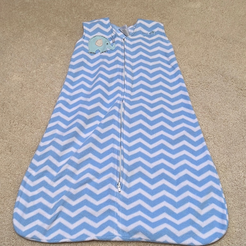 Blue and white sleep sack, medium
